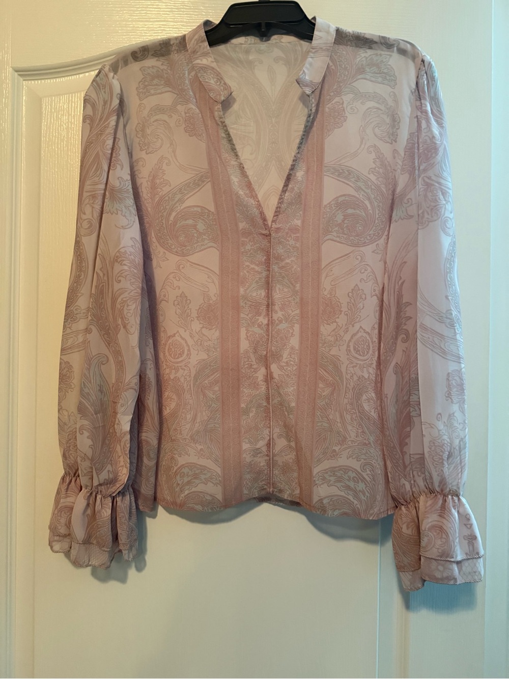 New, Victorian style paisley chiffon ruffled sleeve v-neck blouse. Sz. XXL.